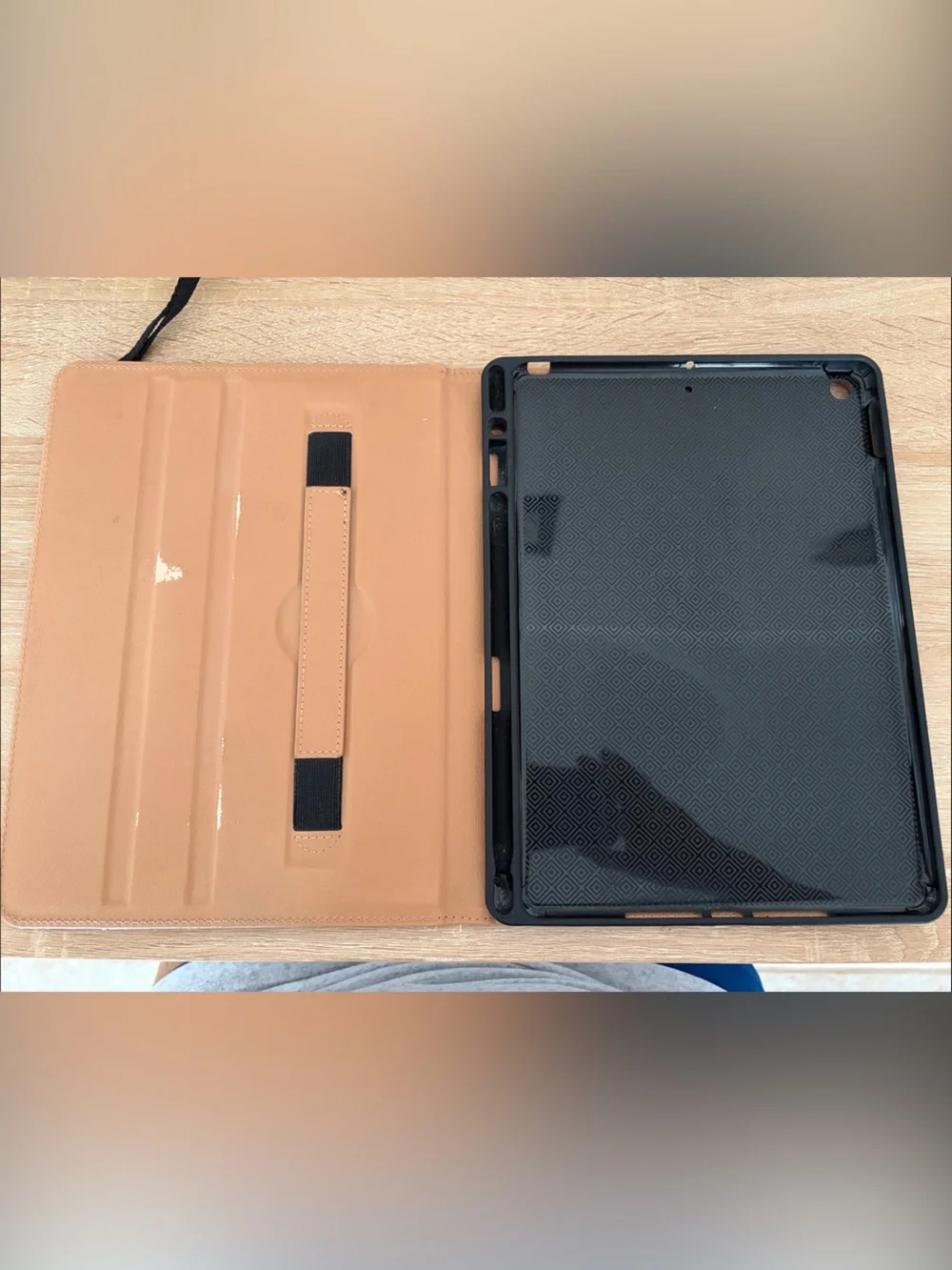 Brown Leather Look Tablet Folio Case